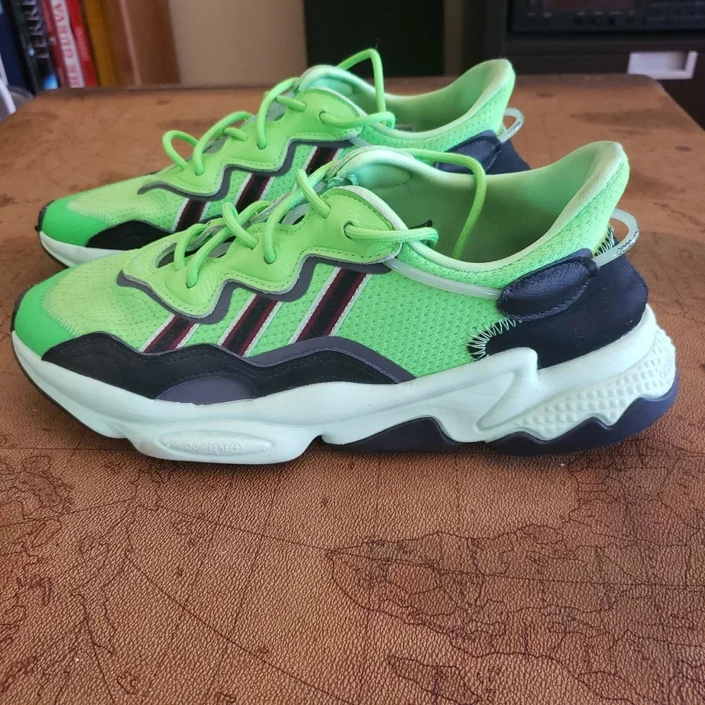 *ADIDAS Originals OZWEEGO, Acid green, size 9.5 - Picture 2 of 11